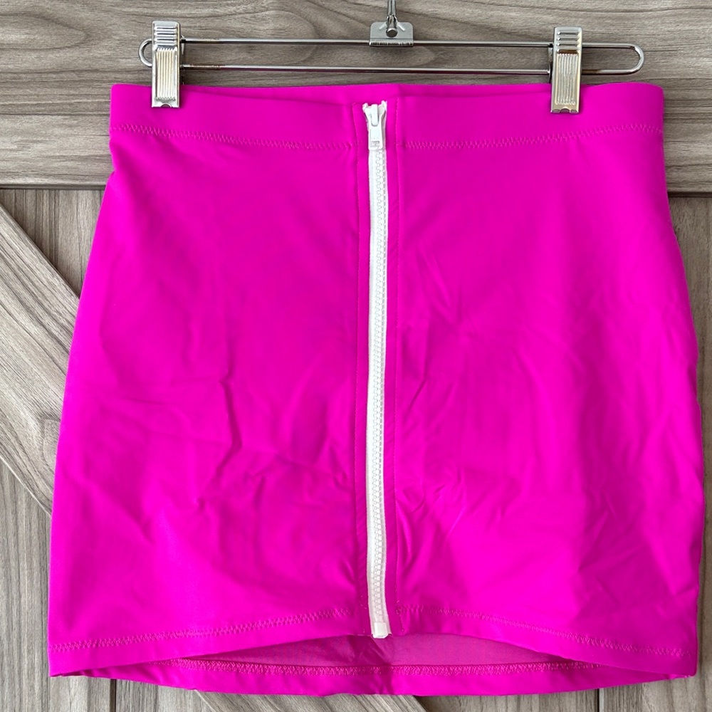 Skims size M sporty zipper swim mini skirt-New